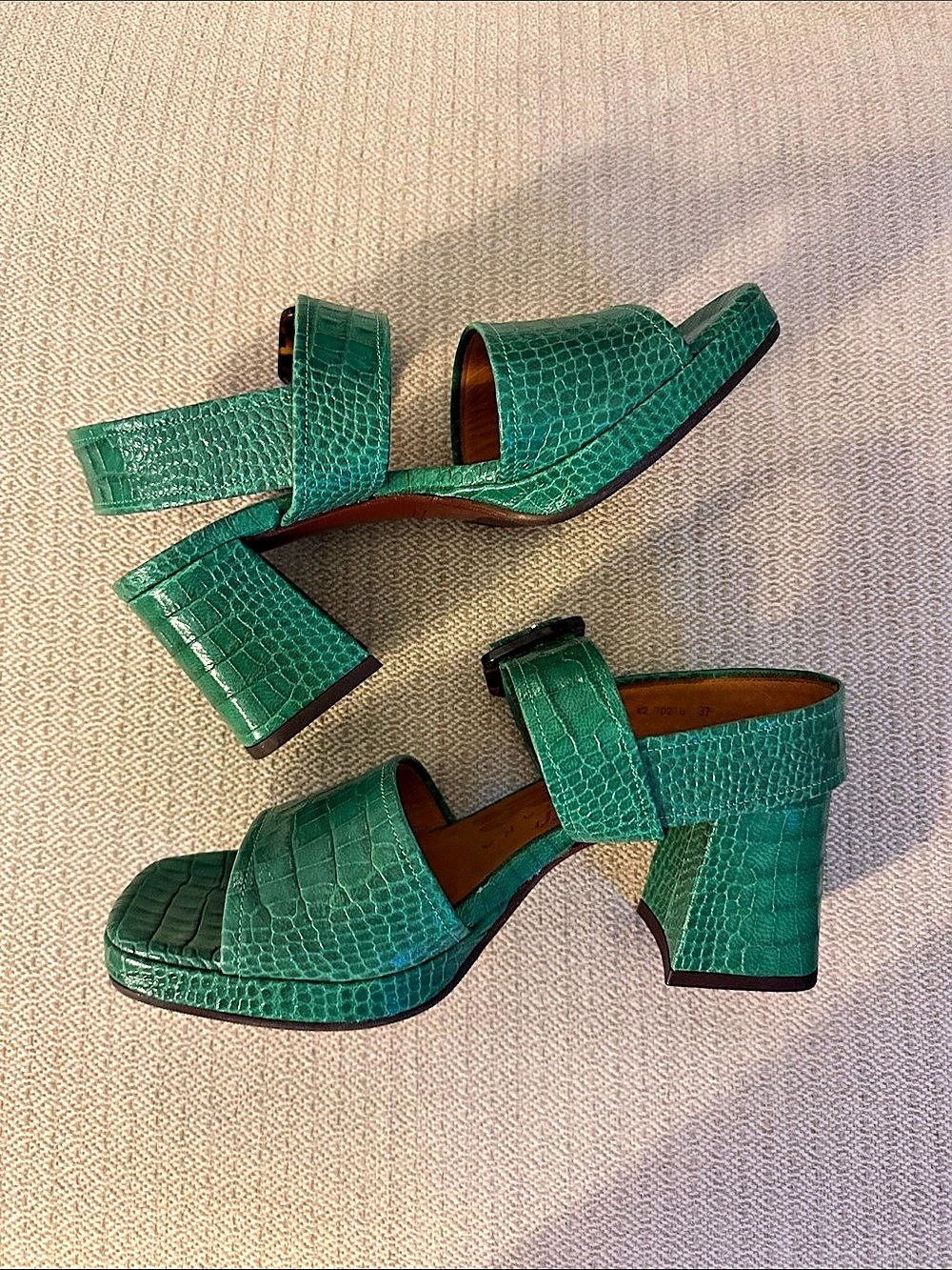 Chie Mihara Ginka42 Green Sandals